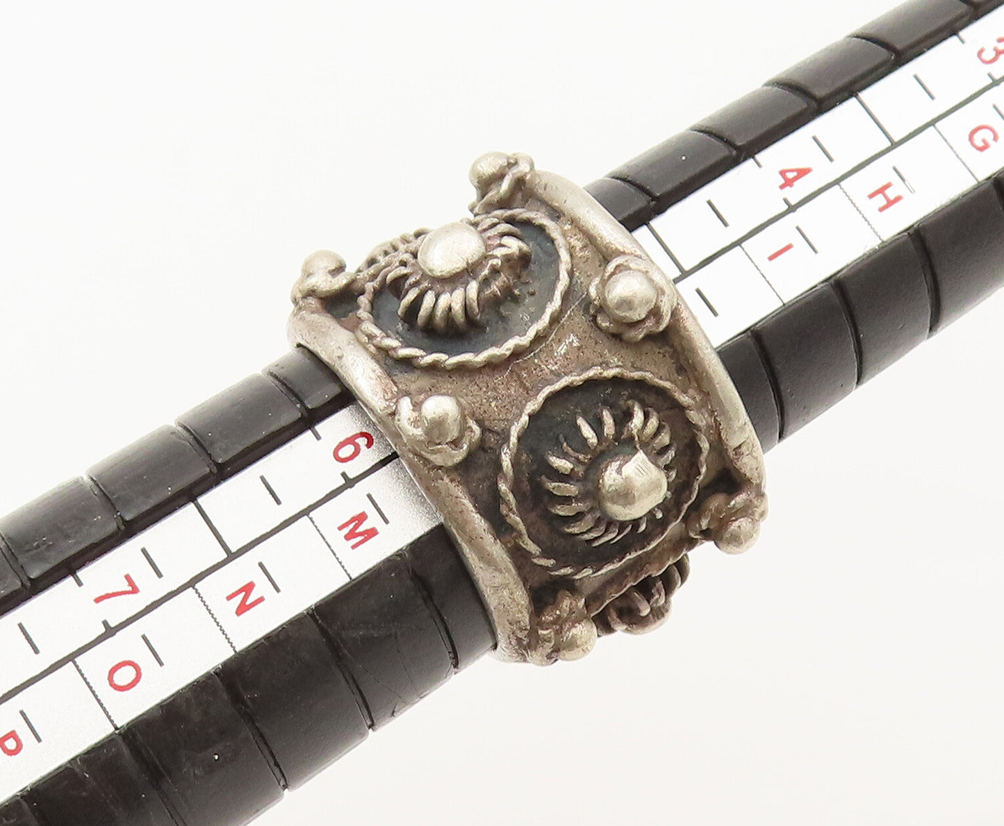 MEXICO 925 Silver  Vintage Raised Edge Floral Beaded Detail Ring Sz 5  RG26504