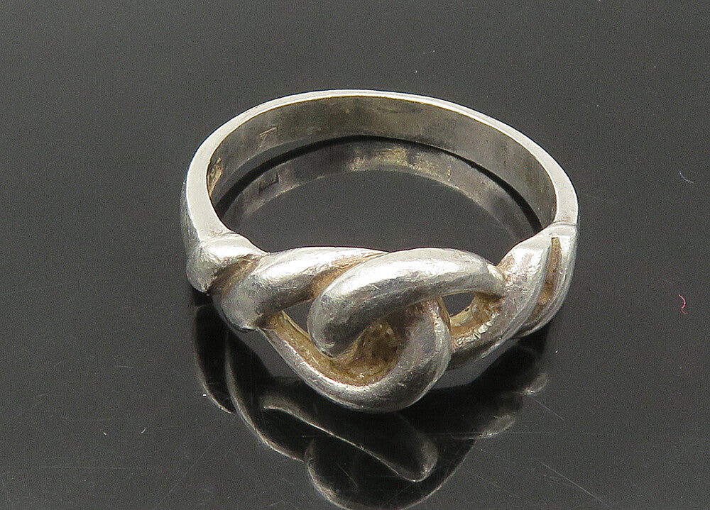 925 Sterling Silver Vintage Shiny Interlocking Loops Band Ring Sz 8 RG22380