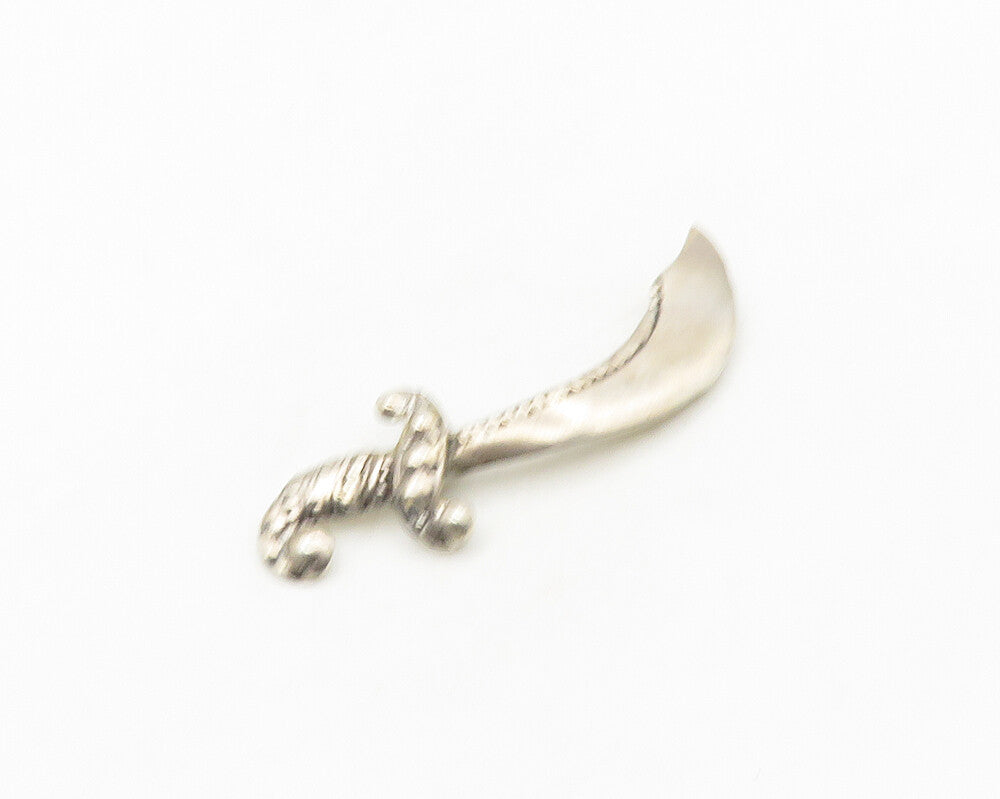 925 Sterling Silver  Vintage Antique Dagger Sword Motif Brooch Pin  BP7156