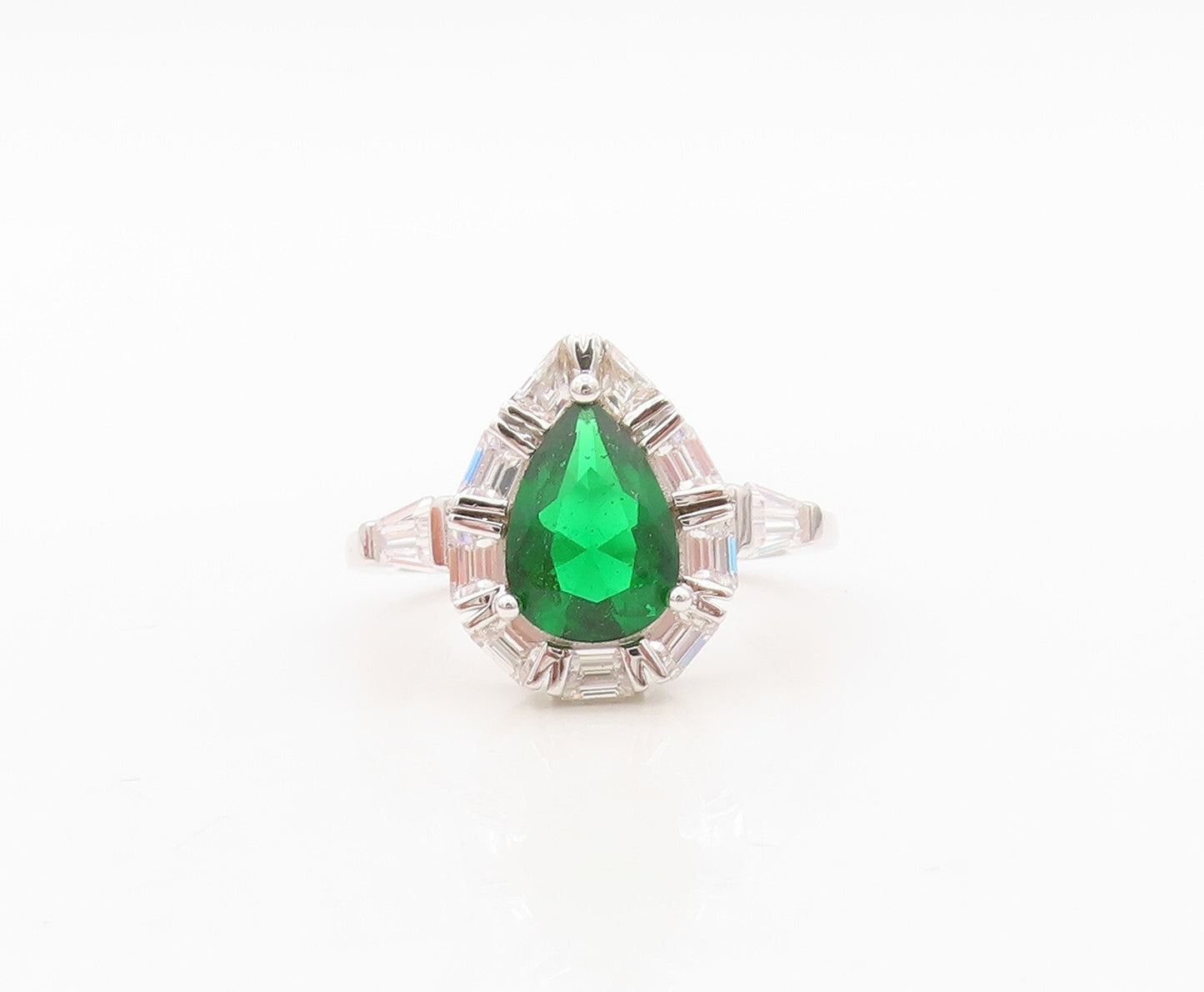 925 Sterling Silver Vintage Ring Drop Cut Green Halo White CZ Inlay Sz 7 RG30446