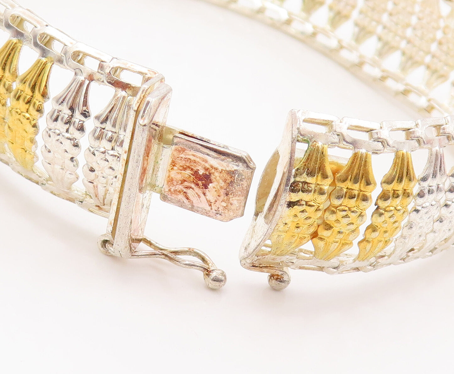 925 Sterling Silver Vintage Bracelet Solid Cutout Bead Repeated Pattern  BT10559