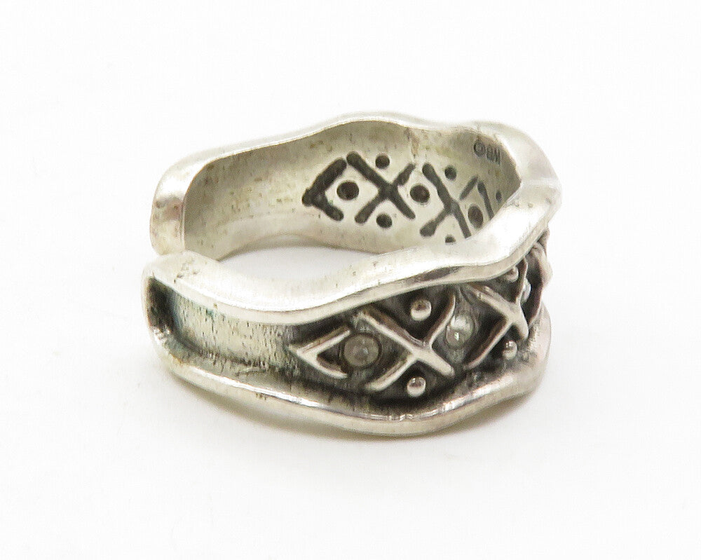 WARNER BROTHERS 925 Silver  Vintage Topaz X Pattern Band Ring Sz 7  RG13700