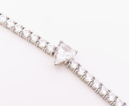 925 Sterling Silver Vintage Bracelet Heart Cut CZ Main Stone & CZ Band  BT10203