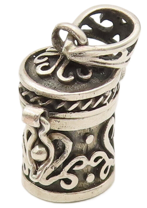 925 Sterling Silver  Vintage Heart Shaped Scrollwork Pendant (OPENS)  PT21996