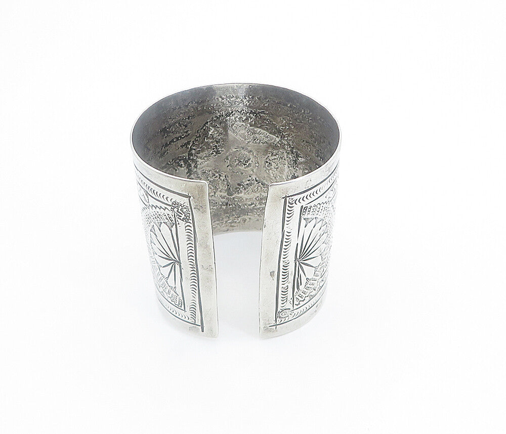 Solid Silver Vintage Antique Etched Star Pattern Cuff Bracelet  BT3372