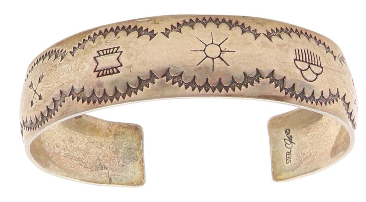 925 Sterling Silver Vintage Bracelet NAVAJO Engraved Storyteller Cuff  BT12148