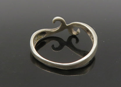 925 Sterling Silver  Vintage Shiny Smooth Swirl Band Ring Sz 7  RG21837