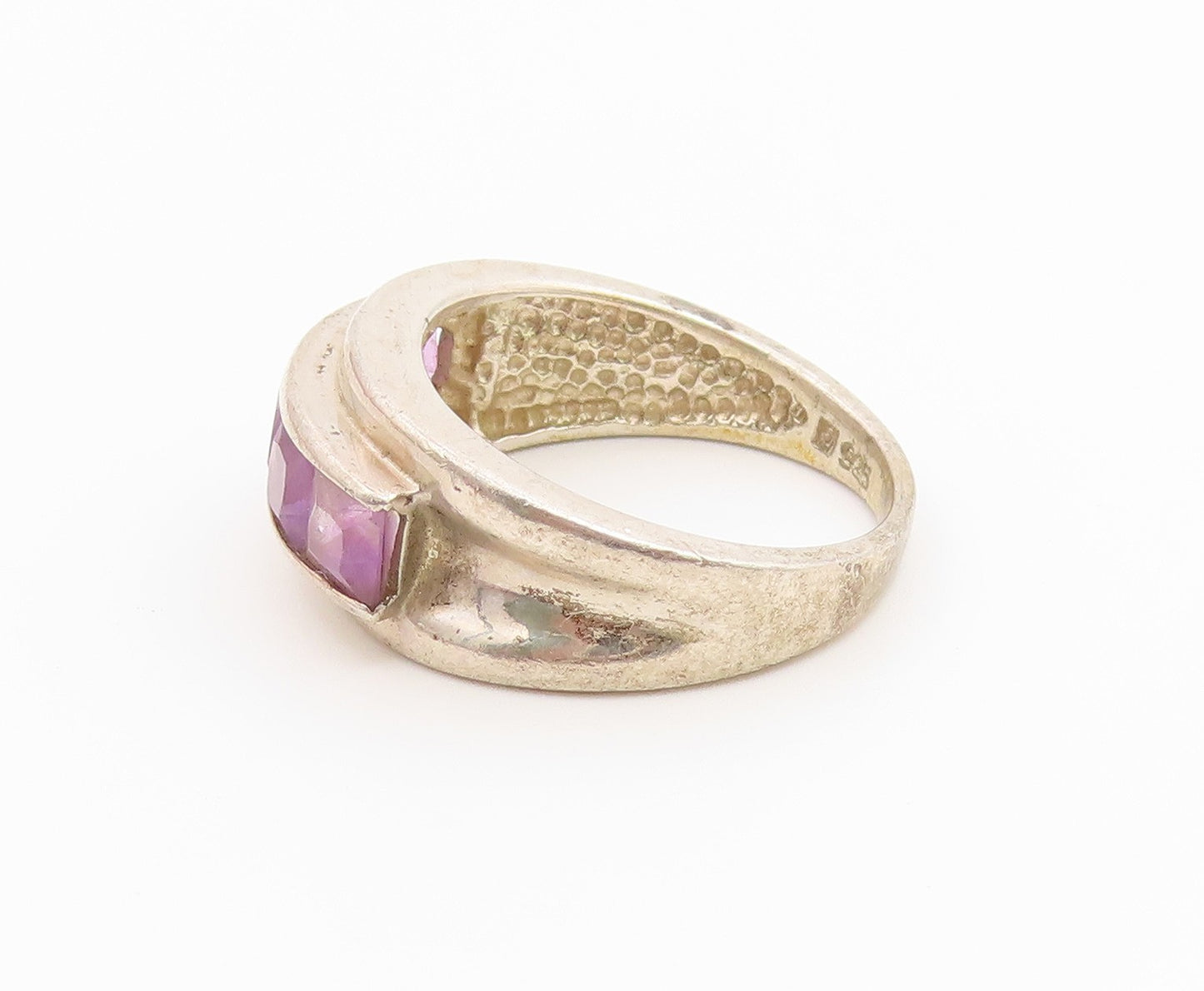 925 Sterling Silver Vintage Ring Channel Set Amethyst Band  Sz 7.5  RG36816