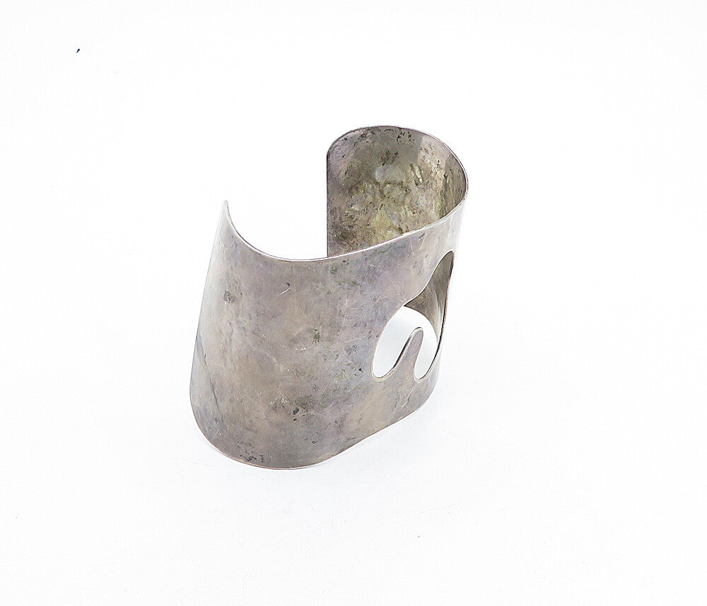 925 Sterling Silver  Vintage Modernist Dark Tone Cutout Cuff Bracelet  BT1515
