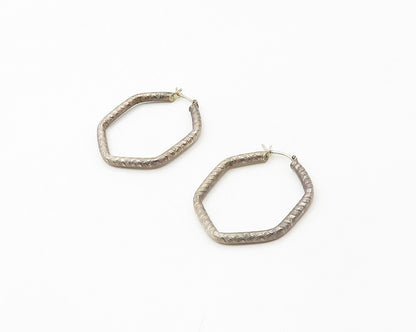 925 Sterling Silver  Vintage Dark Tone Etched Hexagon Hoop Earrings  EG8830