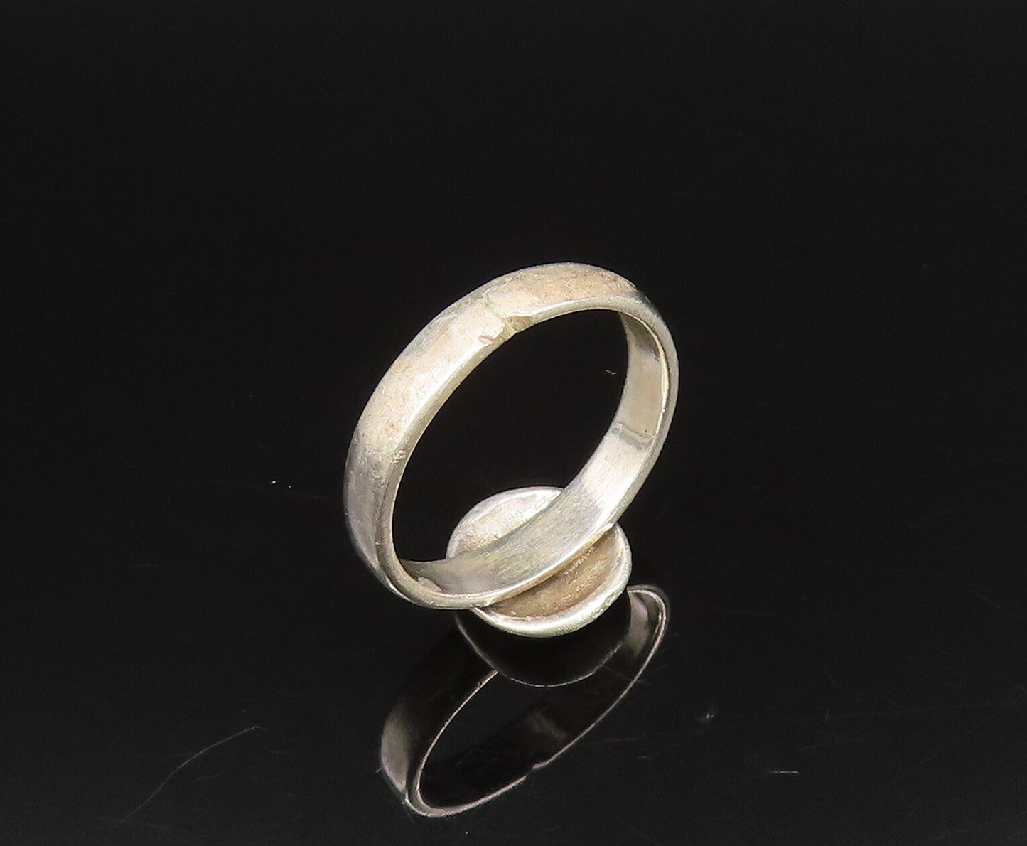 925 Sterling Silver  Vintage Carved Circled Arrow Symbol Ring Sz 6.5  RG25878