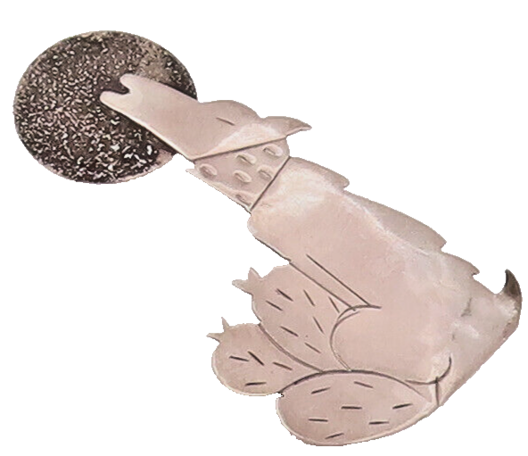 NAVAJO 925 Silver  Vintage Howling Wolf On Full Moon Cutout Brooch Pin  TR3502