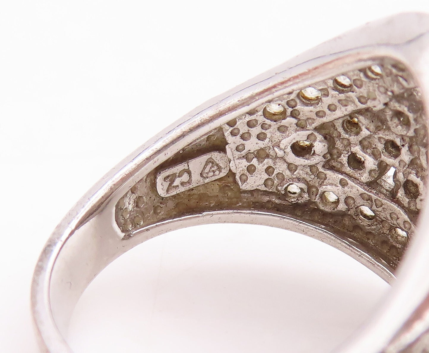 925 Sterling Silver Vintage Ring Round Topaz Beaded Floral Design  Sz 7  RG29073
