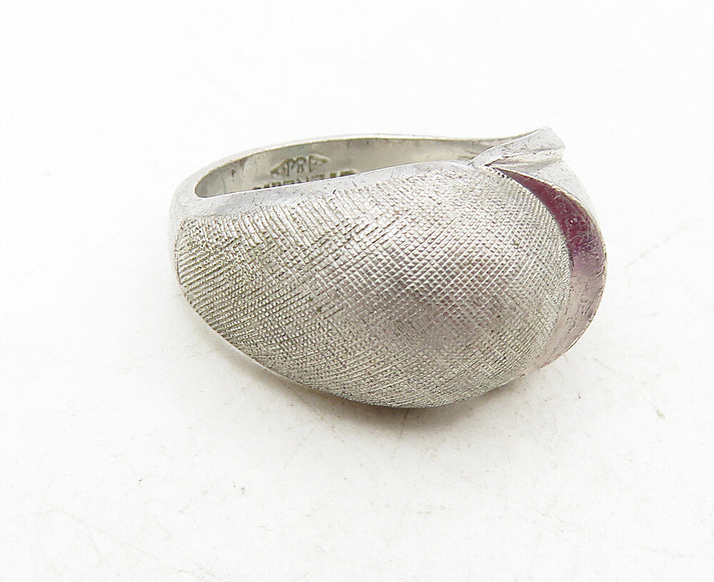 CLARK & COOMBS 925 Silver  Vintage Shiny Textured Dome Band Ring Sz 6  RG9392