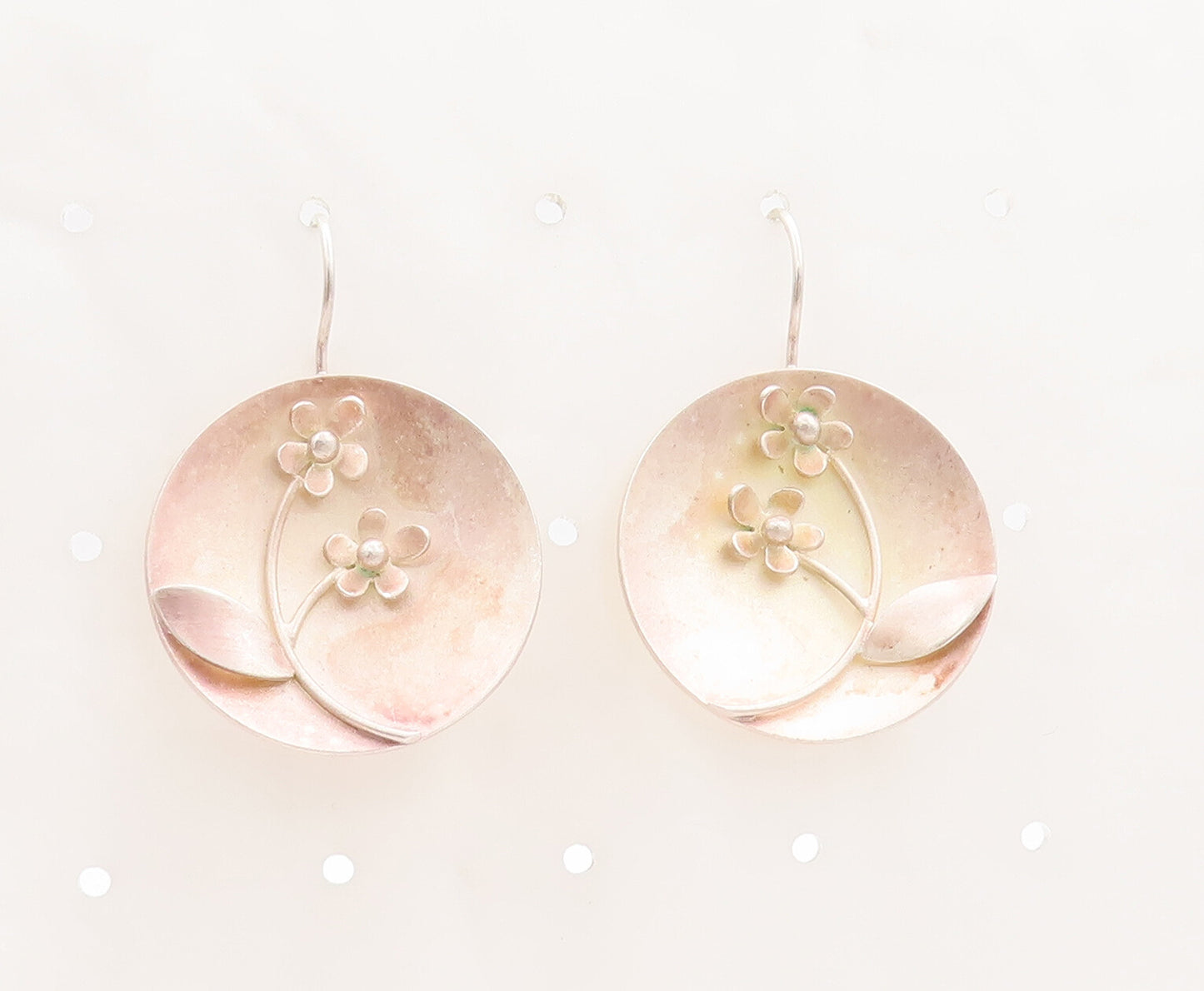 925 Sterling Silver Vintage Earrings Solid Round Plate Carved Flowers   EG13042