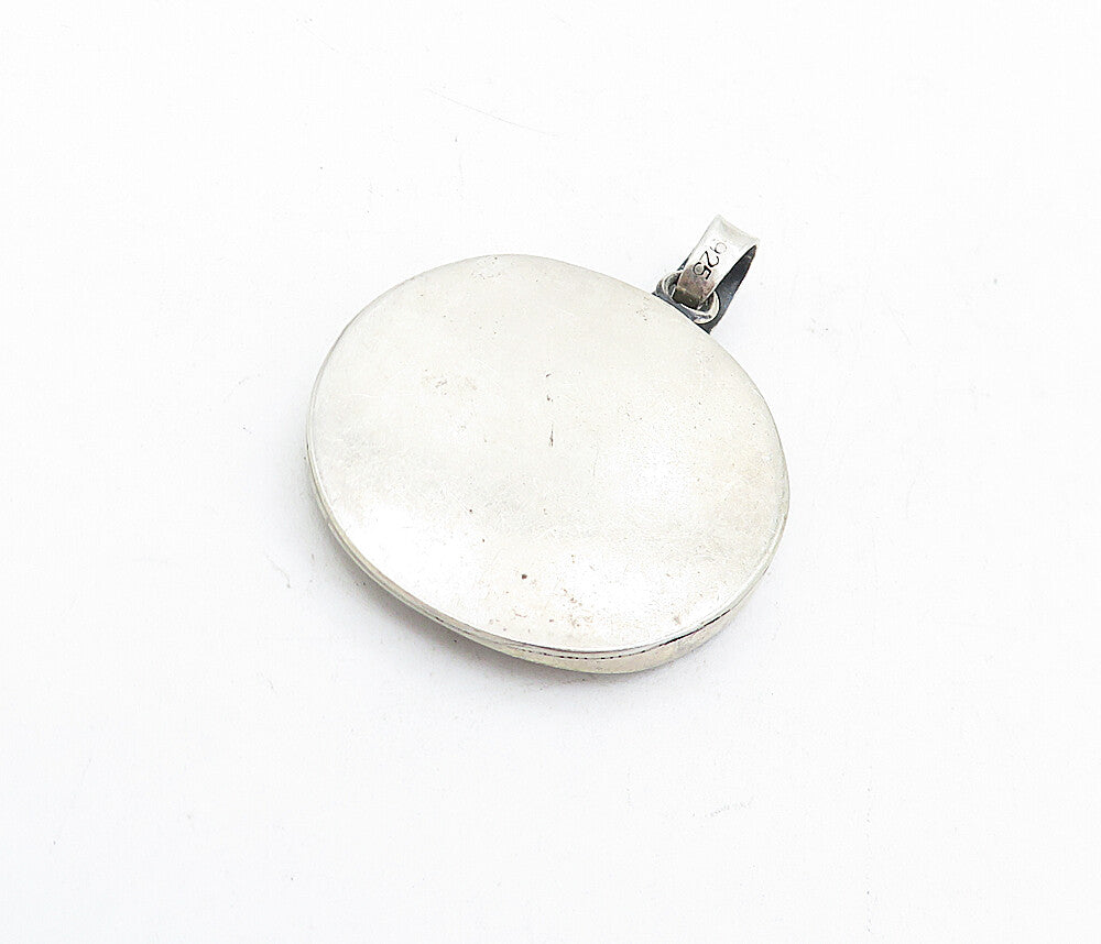 925 Sterling Silver  Vintage Floral Leaf Vine Cutout Round Pendant  PT3643