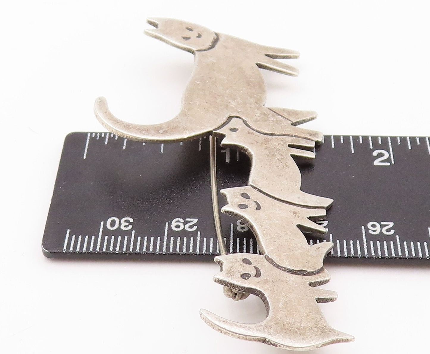 925 Sterling Silver Vintage Brooch Pin MEXICO Carved Kitten Family  BP11168