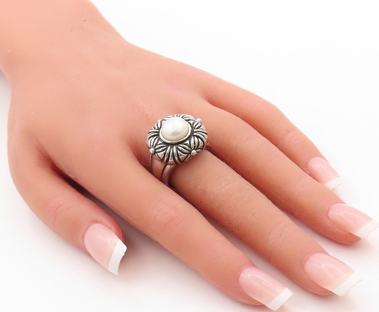 925 Sterling Silver Vintage Ring Floral Design Etched Pearl  Sz 8  RG31431