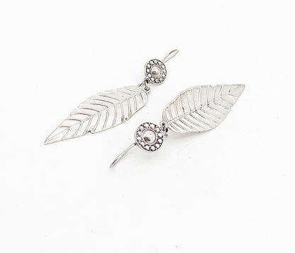 925 Sterling Silver  Vintage Shiny Feather Motif Dangle Earrings  EG4433