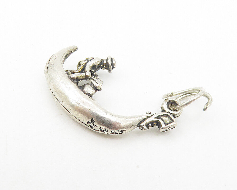 925 Sterling Silver  Vintage Petite Man Rowing Gondola Boat Pendant  PT9086