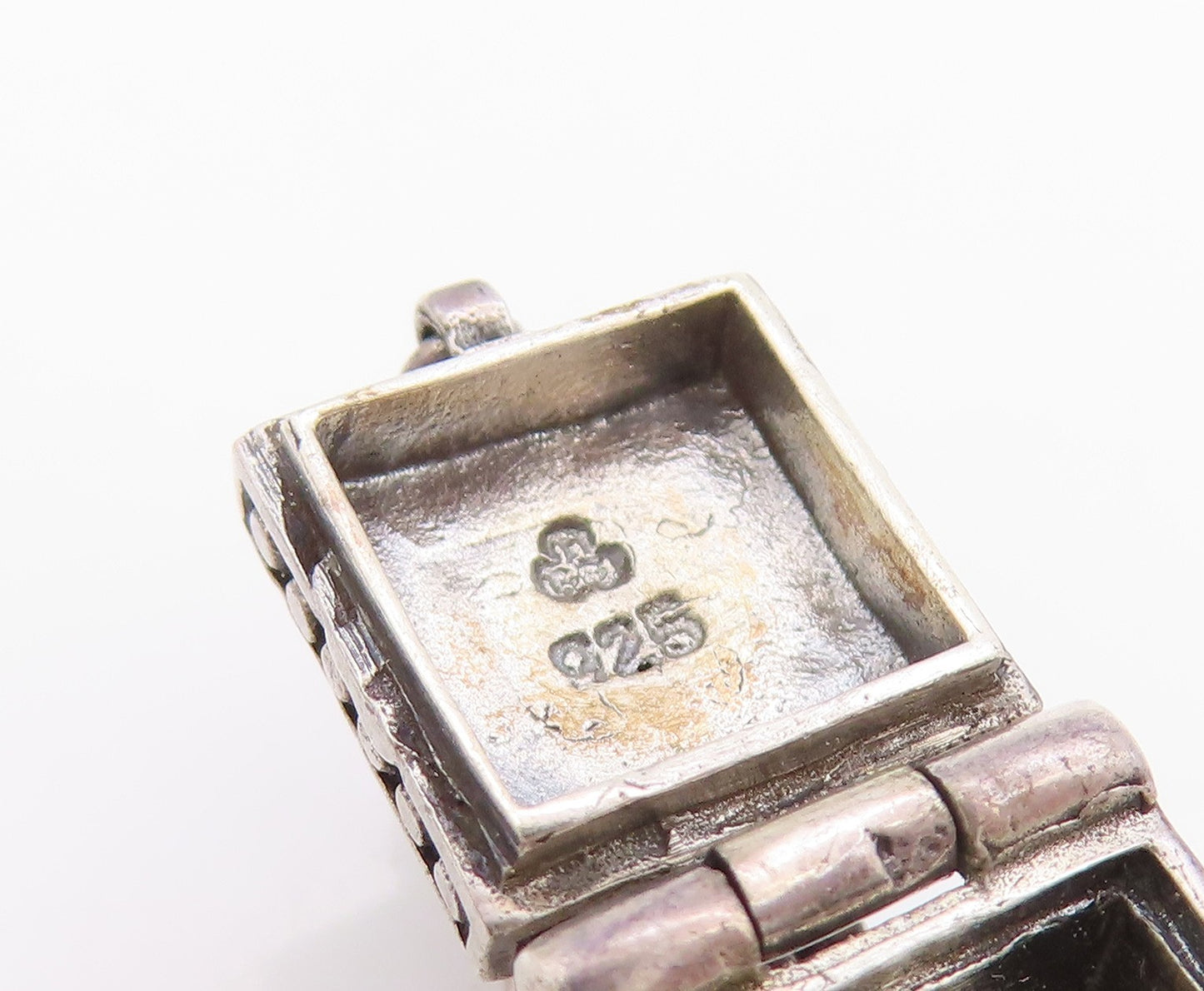 925 Sterling Silver Vintage Pendant 3D Etched Prayer Box Charm OPENS  PT24933