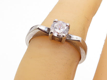 925 Sterling Silver  Vintage Cubic Zirconia Shiny Solitaire Ring Sz 6  RG4790