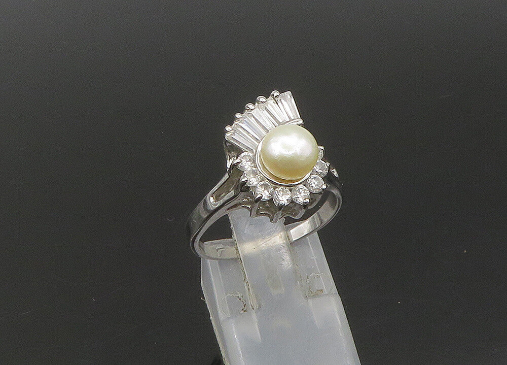 925 Sterling Silver  Vintage Pearl & Cubic Zirconia Band Ring Sz 8  RG23282