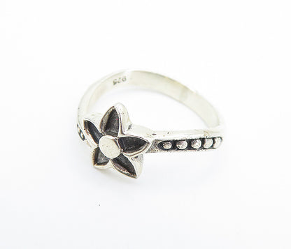 925 Sterling Silver  Oxidized Flower Motif Shiny Band Ring Sz 9  RG8083