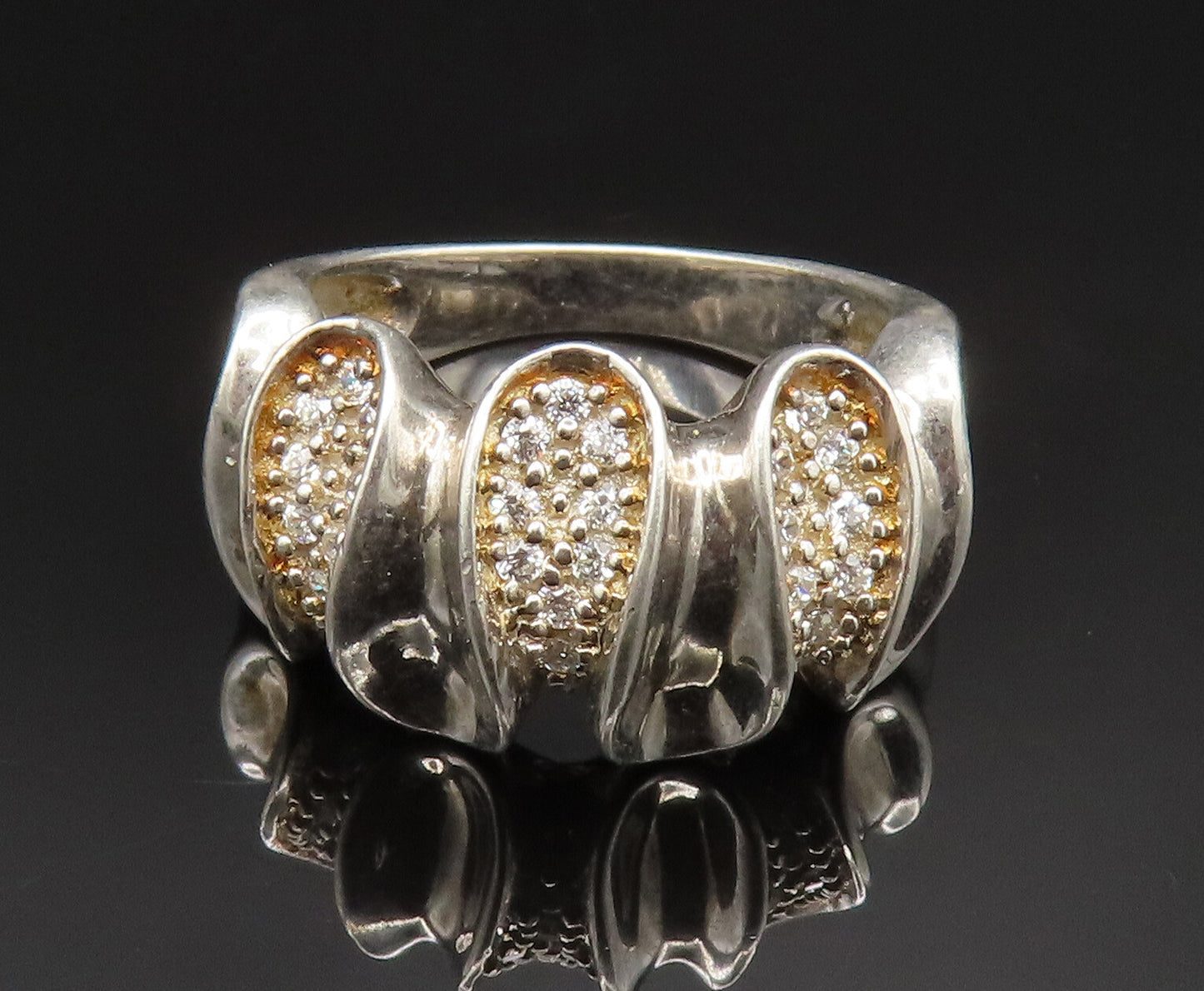 925 Sterling Silver  Vintage Cubic Zirconia Concave Wave Ring Sz 7  RG25000