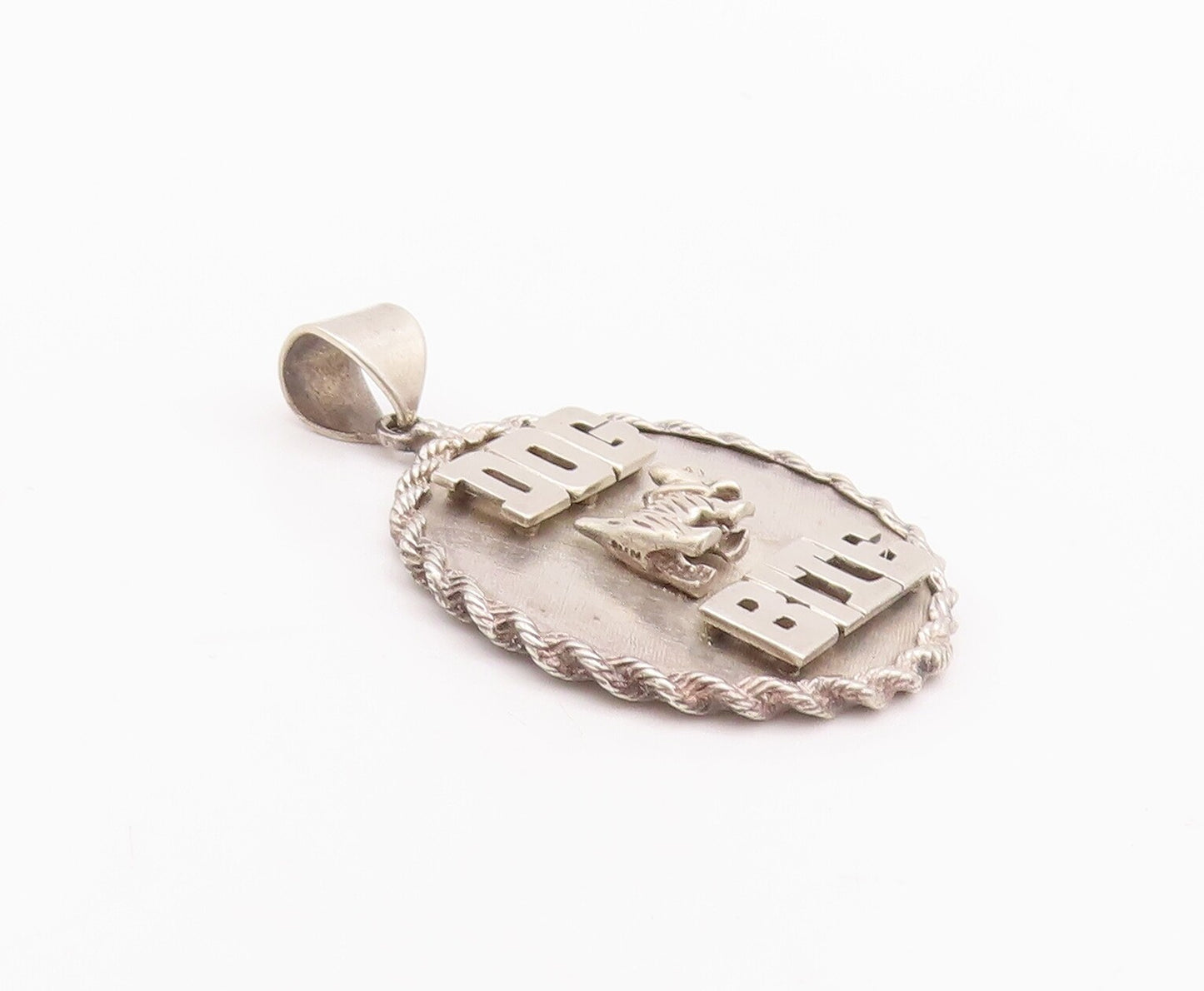 925 Sterling Silver Vintage Pendant Roped Bordered Carved Dog Bite Badge PT22976