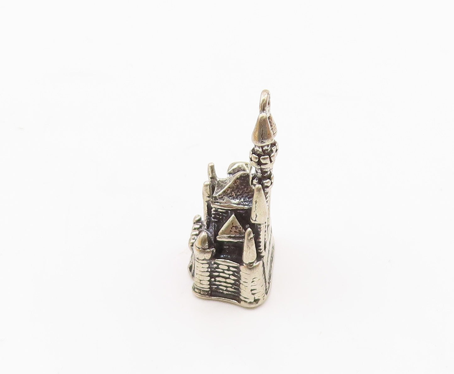 925 Sterling Silver  Vintage Sculpted Disneyland Castle Drop Pendant  PT21588