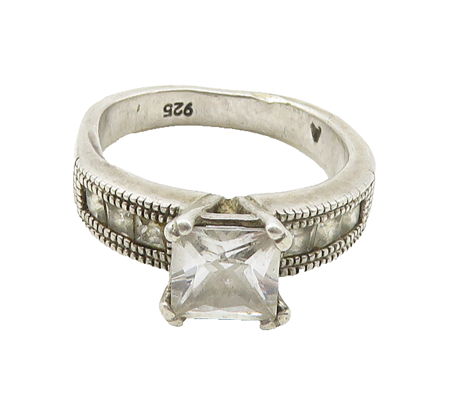 925 Sterling Silver  Vintage Cubic Zirconia Solitaire Accent Ring Sz 7 RG17964