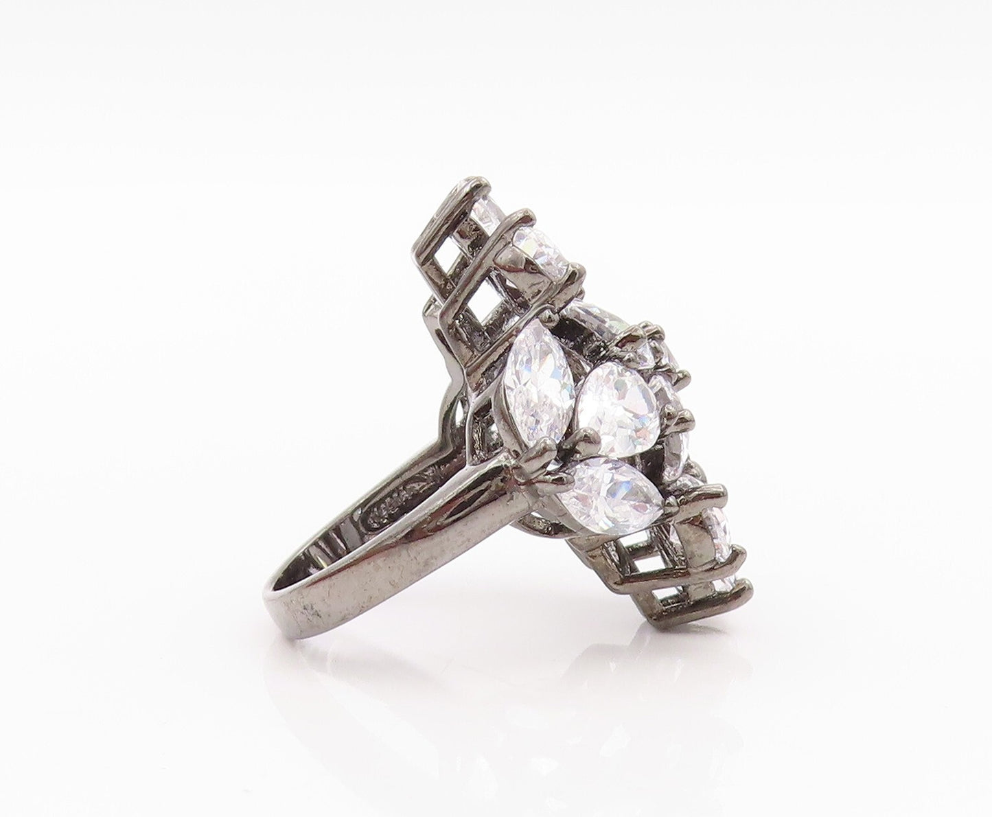 925 Sterling Silver Vintage Ring Dark Tone Drop Cut CZ Flowers  Sz 6.5  RG31767