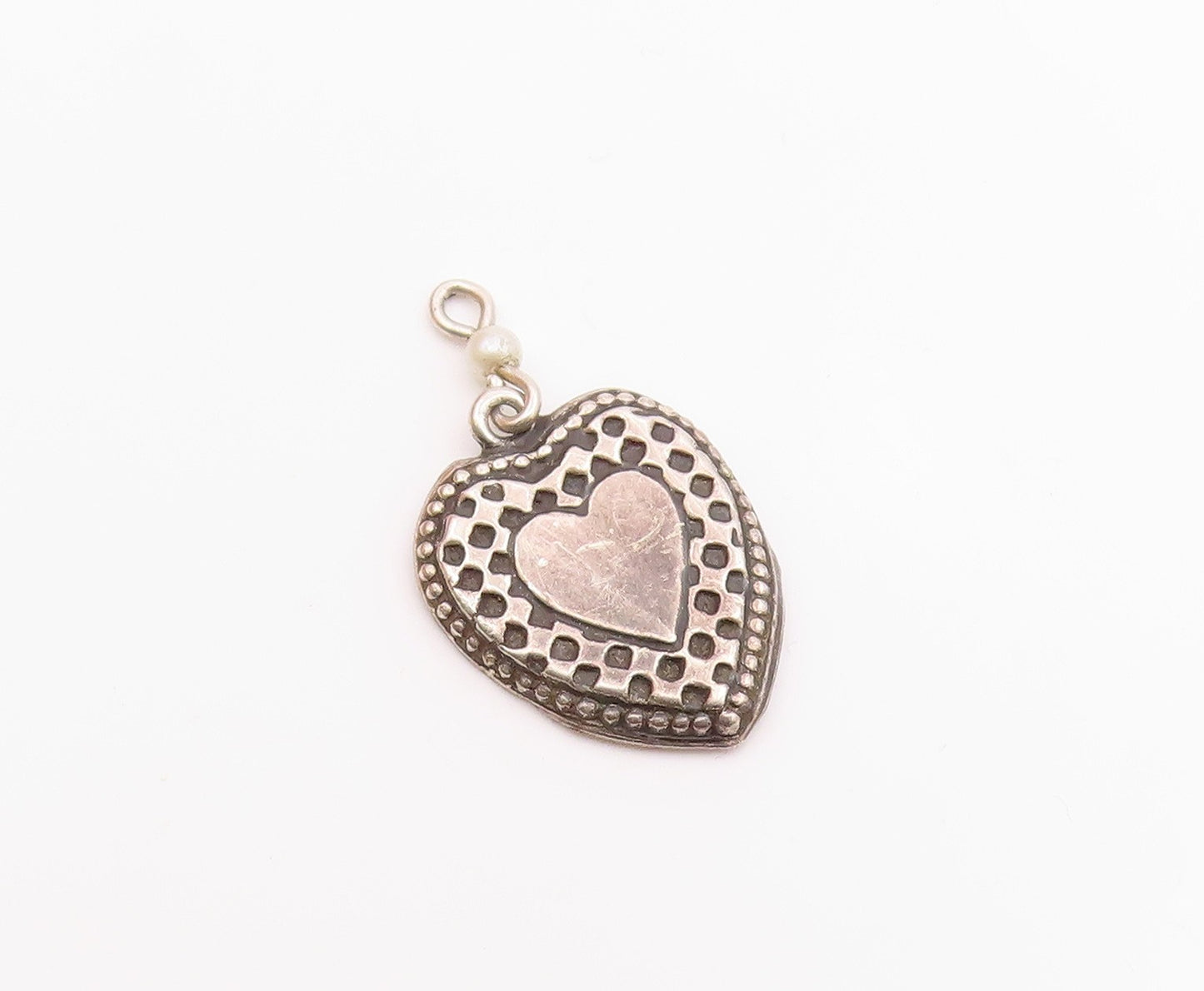 925 Sterling Silver Vintage Petite Pearl Checkered Love Heart Pendant  PT16472