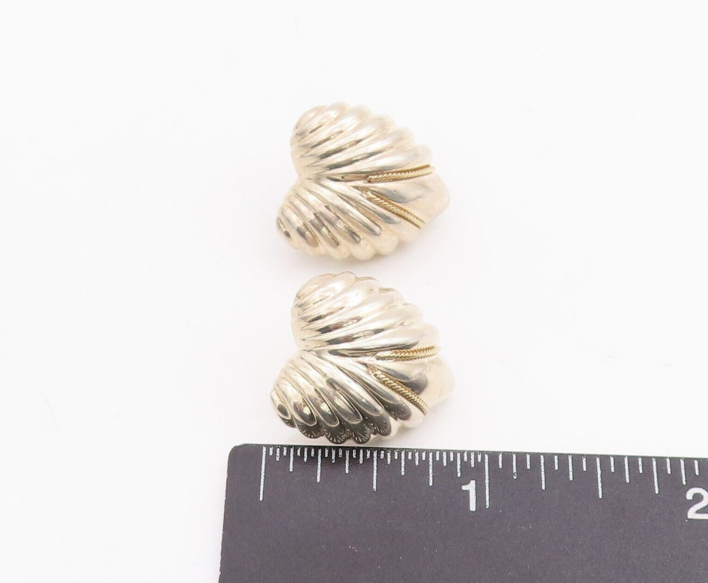18k Gold 925 Sterling Silver Vintage Earrings Domed Carved Heart  EG13068