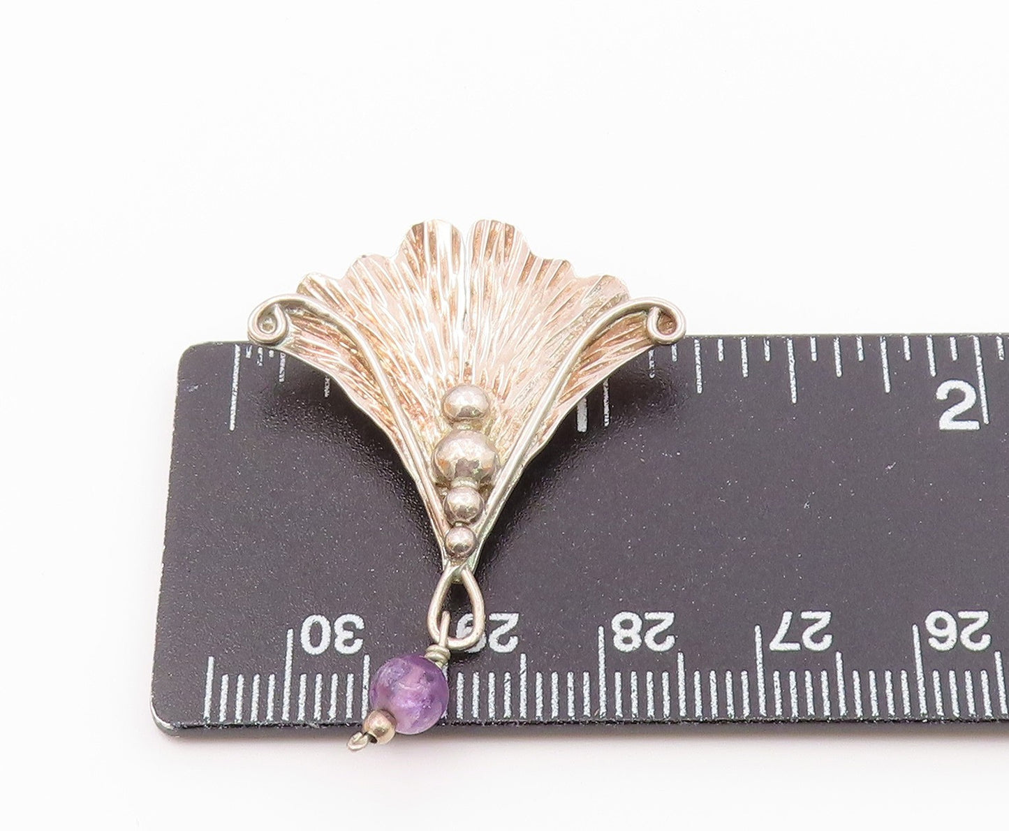 925 Silver  Vintage Linear Textured Shell & Chalcedony Bead Pendant  PT21245