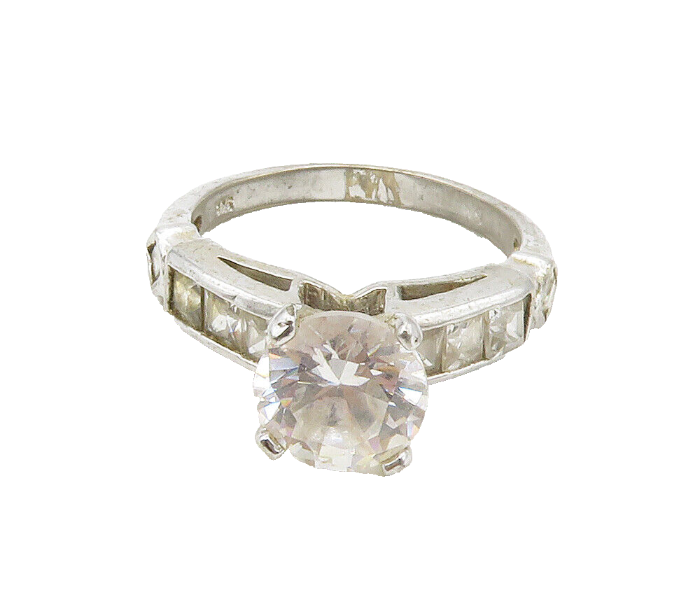 925 Sterling Silver  Vintage Cubic Zirconia Solitaire Accent Ring Sz 9 RG16483