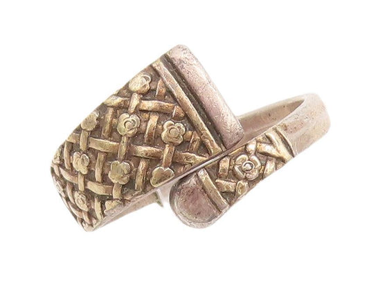 925 Sterling Silver Vintage Ring LUNT Floral Net Carved Bypass  Sz 9  RG28222