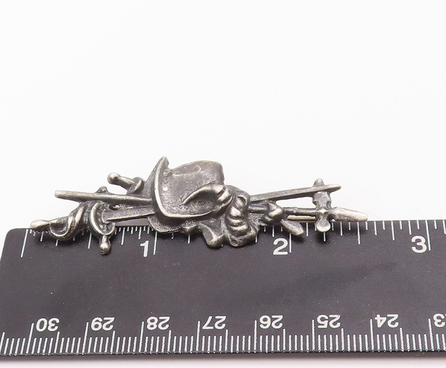 925 Sterling Silver Vintage Brooch Pin Antique Carved Armed Bag   BP10991