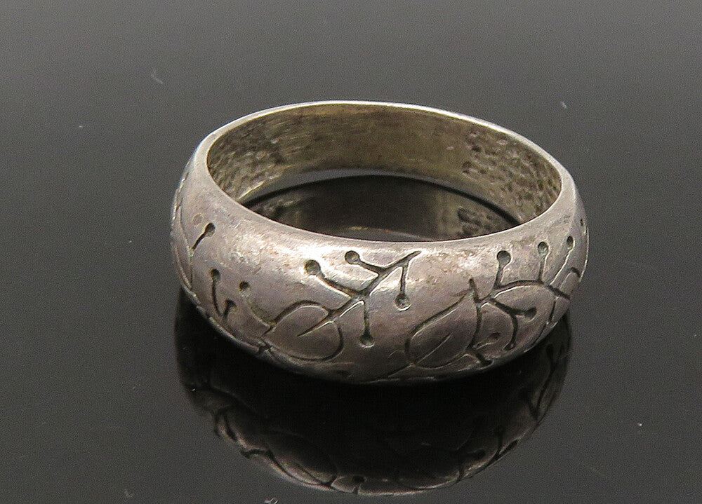 925 Sterling Silver  Vintage Floral Vine Dark Tone Dome Band Ring Sz 7 RG22176