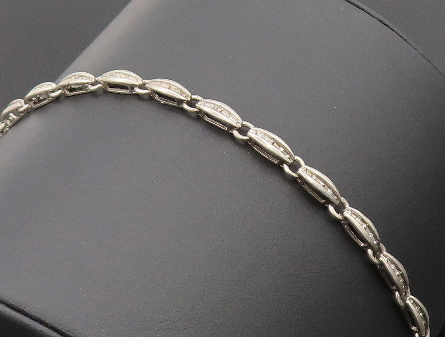 925 Sterling Silver  Vintage Inlay Diamond Band Valley Link Bracelet  BT10120