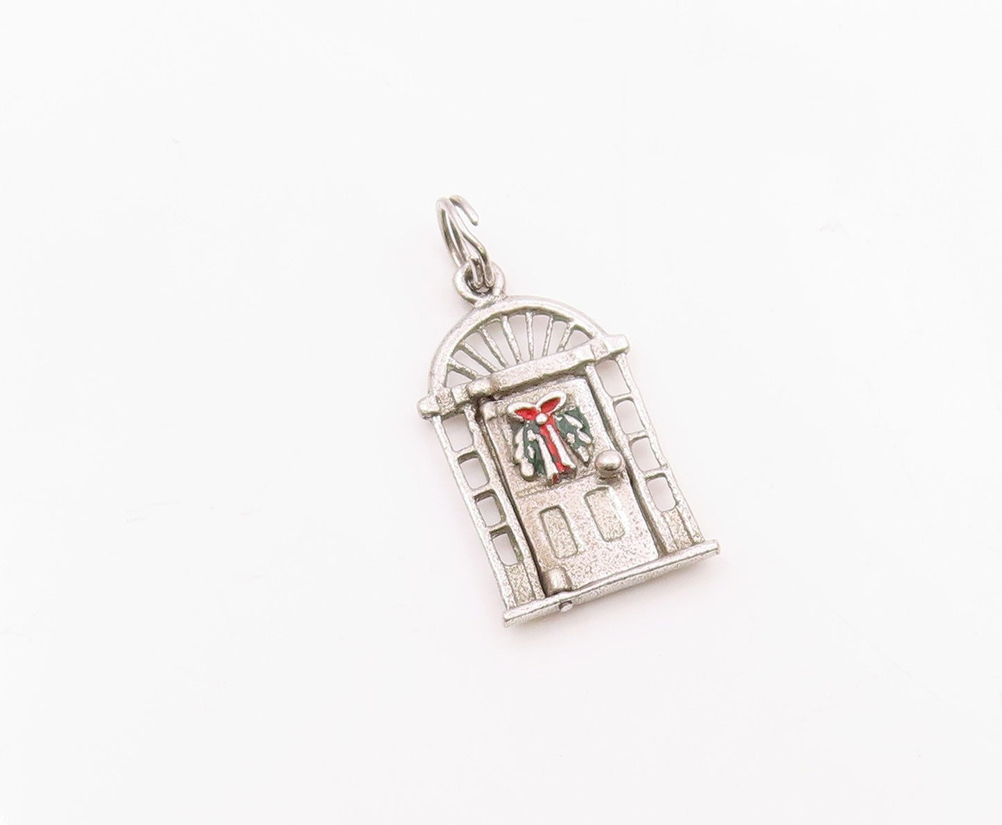 925 Sterling Silver  Vintage Christmas Wreath Door Pendant (OPENS)  PT18891