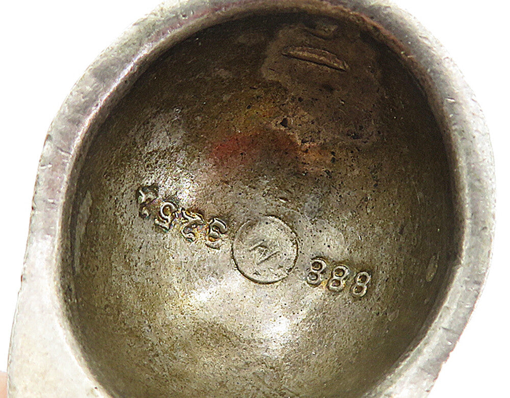 925 Sterling Silver  Vintage Dark Tone Smooth Cap Hat Motif Pendant  PT3829
