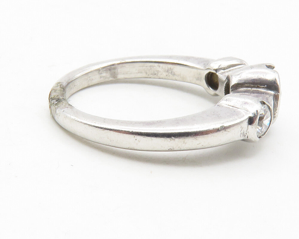 925 Sterling Silver  Sparkling Cubic Zirconia 3 Stone Band Ring Sz 5  RG11894