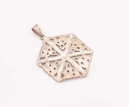 925 Sterling Silver Vintage Pendant Cutout Symmetric Celtic Knot Design  PT23026