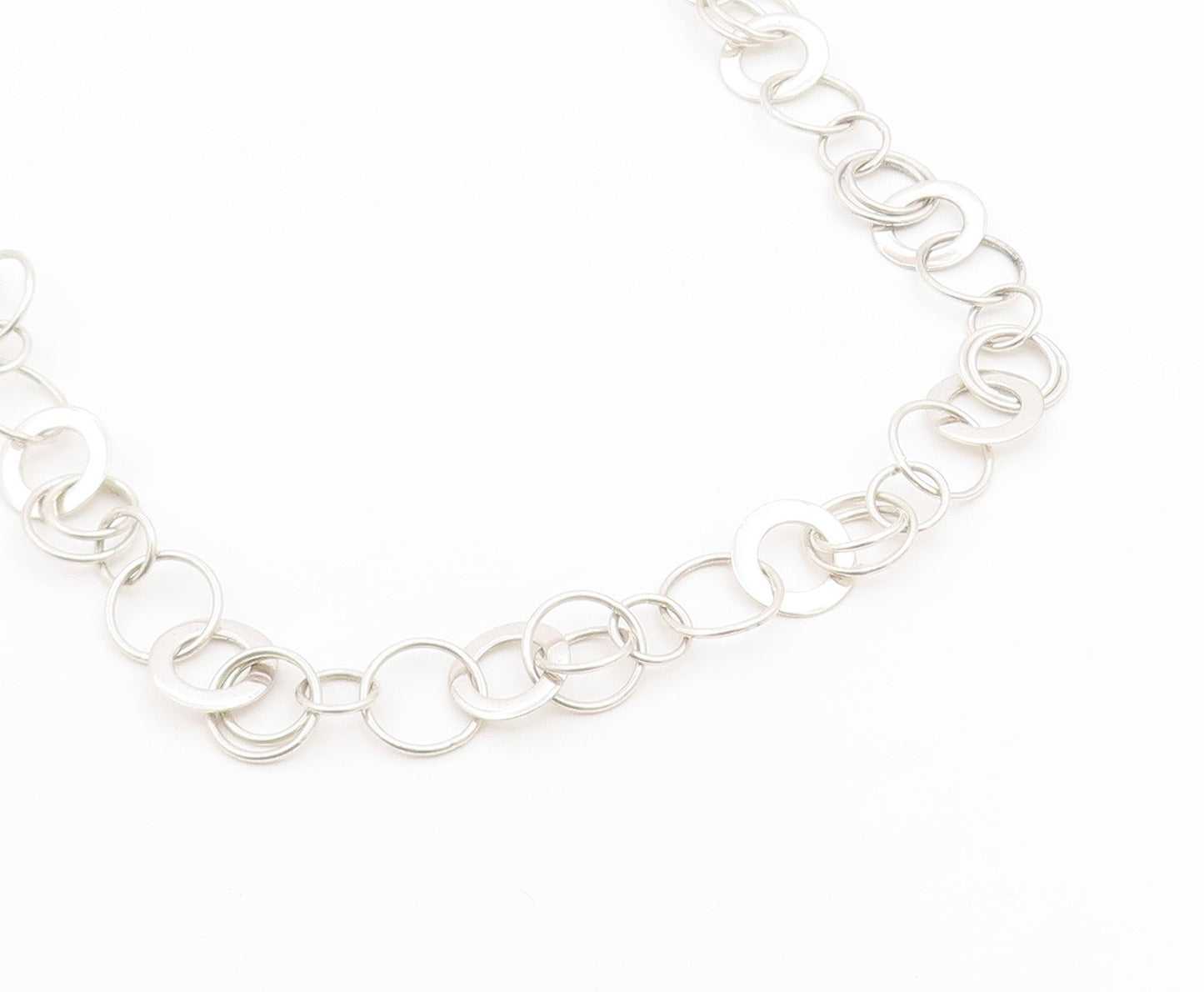 925 Sterling Silver Vintage Necklace Modernist Interlocking Circles Chain NE4942