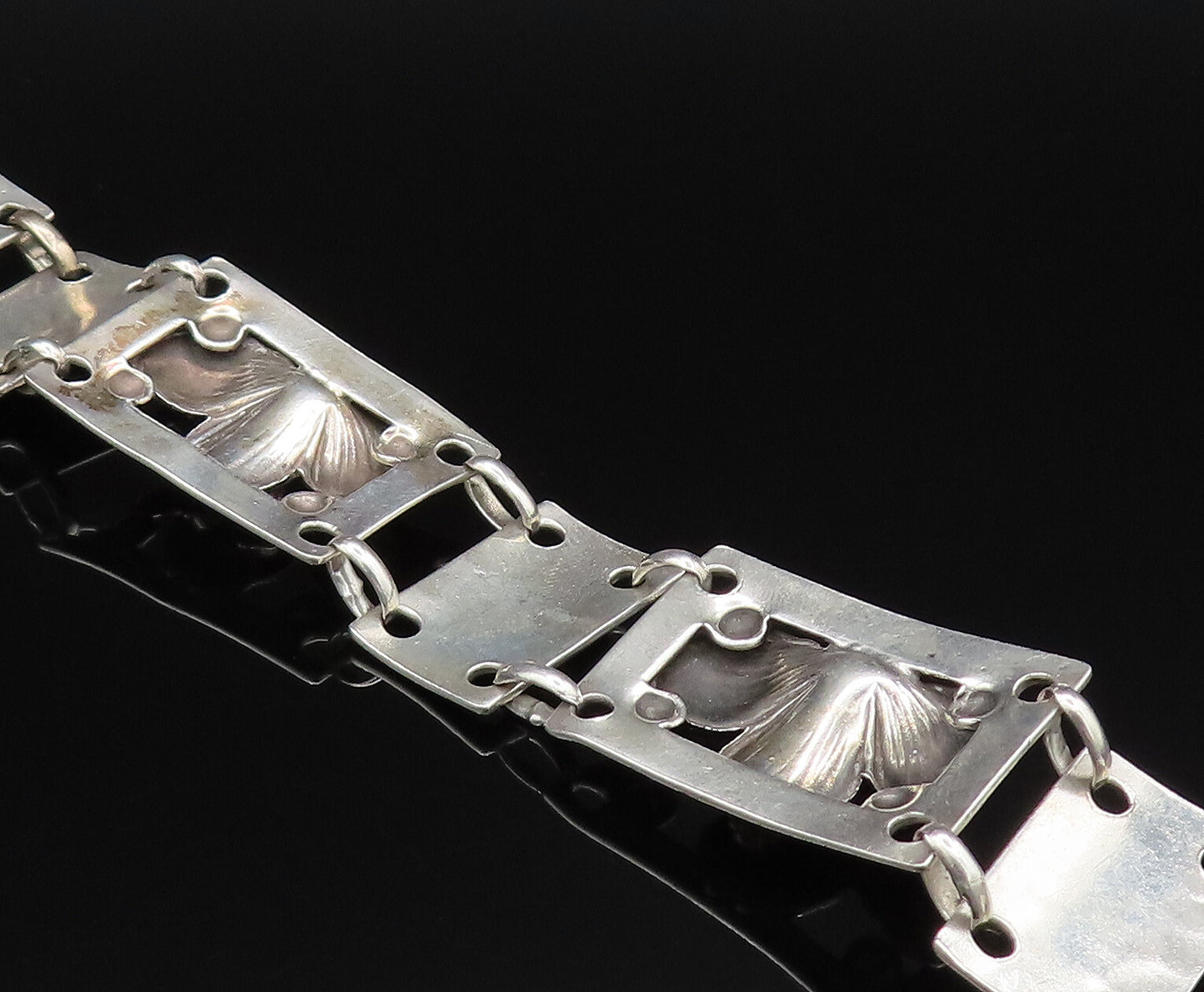 MAX RIEG 925 Silver  Vintage Hammered Rectangle 3D Floral Bracelet  BT9636