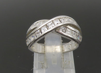 925 Sterling Silver  Vintage Shiny Cubic Zirconia Band Ring Sz 6  RG22596