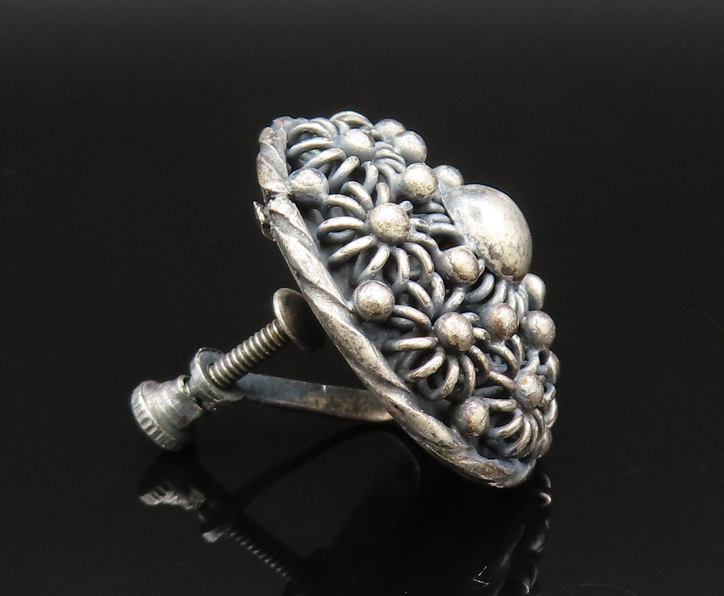 925 Sterling Silver  Vintage Round Multi Flower Screw Back Earrings  EG11842