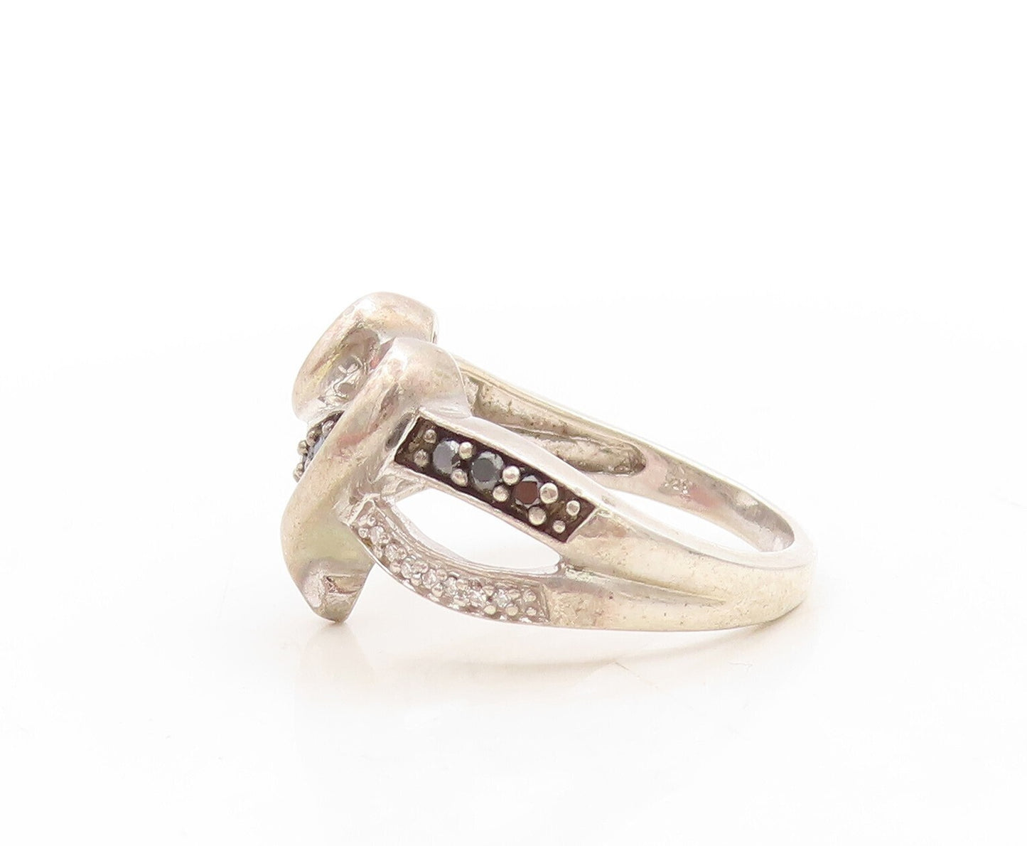 925 Sterling Silver Vintage Ring White & Black Diamonds Heart  Sz 6.5  RG31288